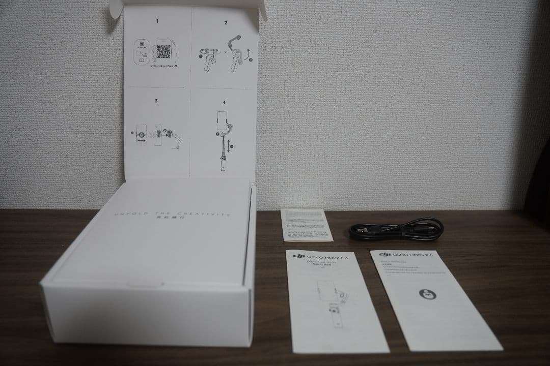 【美品】DJI OM6 ジンバル スマホ用／使用1回・動作確認済・付属品完備
