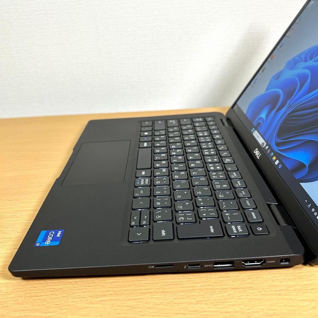 美品 DELL LATITUDE 7320 i7 32GB 512GB 13型