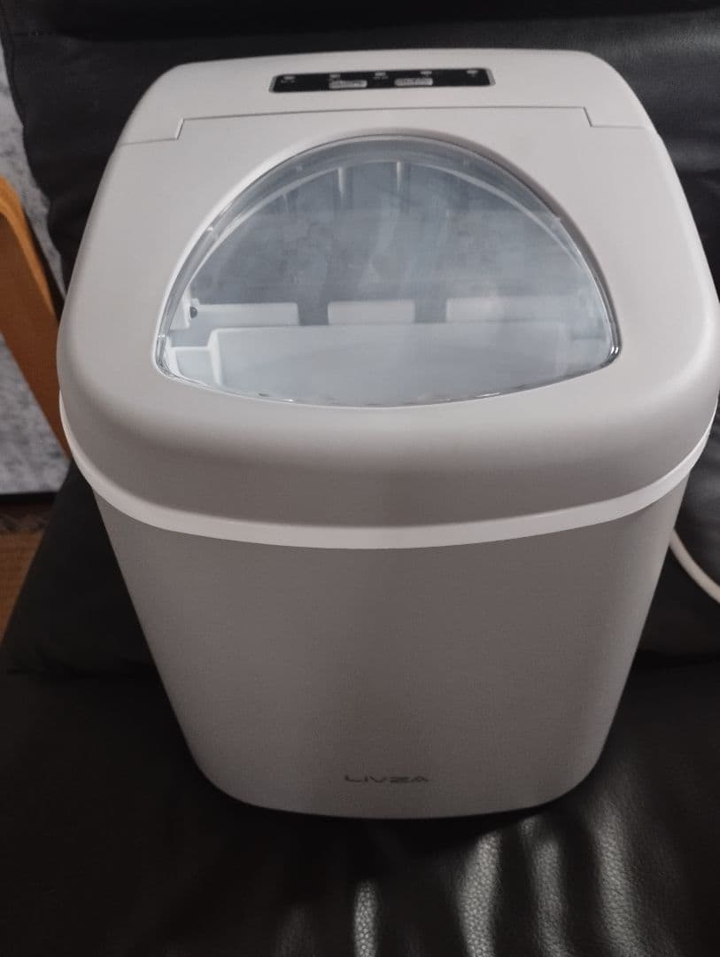 LIVZA コンパクト高速　製氷機 ICE-C01 グレー　家庭用