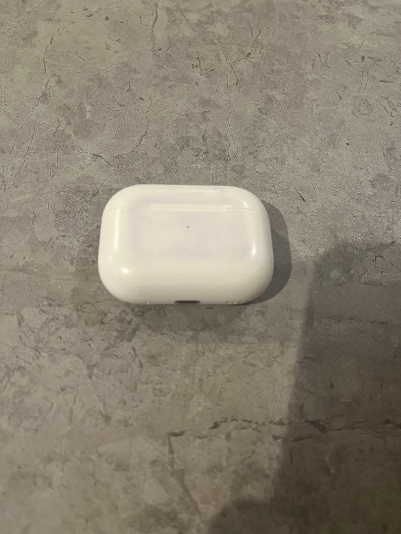 AirPods Pro第二世代 ホワイト 充電ケース付き