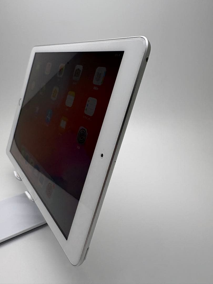 即発送・美品☆iPad第6世代　32GB Wi-Fiモデル　MR7G2J/A