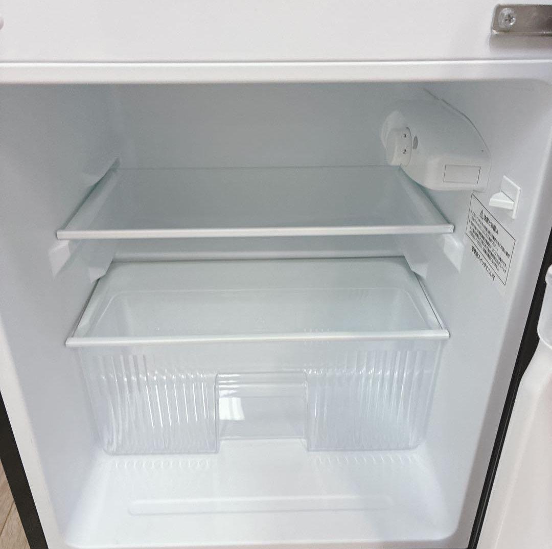 ◇大阪府 神戸市 配達料無料！保証5ヶ月◇2023年冷蔵庫◇一人暮らしや寝室に！