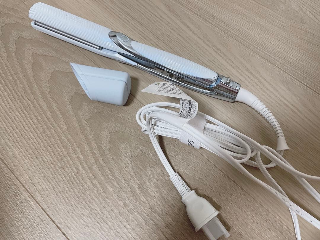 リファ　ストレートヘアアイロンプロ