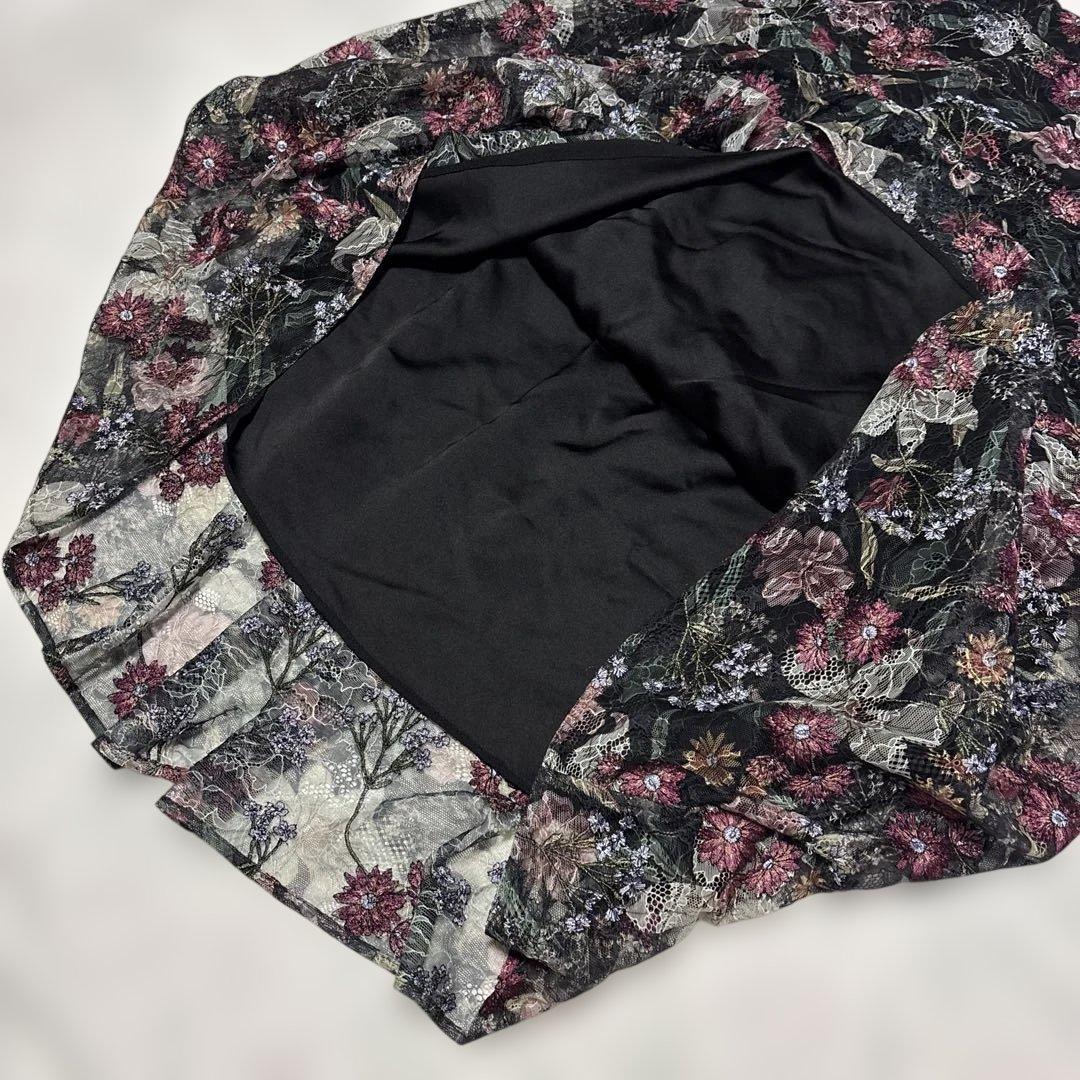 ミミ　新品未使用タグ付ボタニカル刺繍SK 36