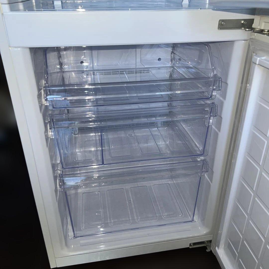 ⭐︎美品/シャープ メガフリーザー冷蔵庫 SJ-PD27D-W270L 2018年