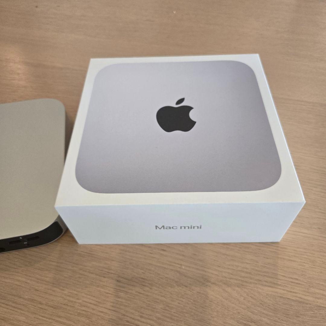 Mac mini M1チップ（8GB RAM / 256GB SSD）シルバー