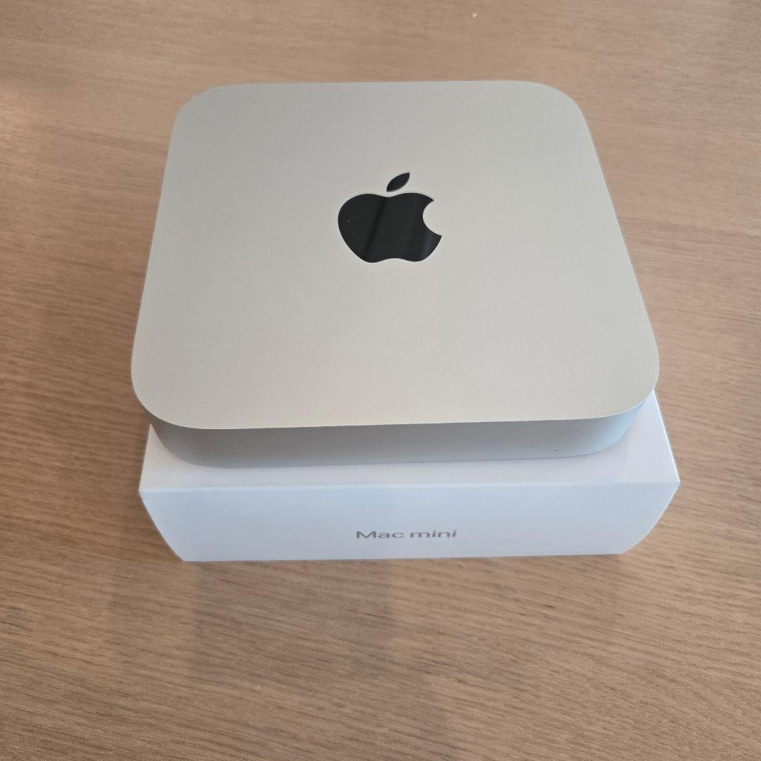 Mac mini M1チップ（8GB RAM / 256GB SSD）シルバー