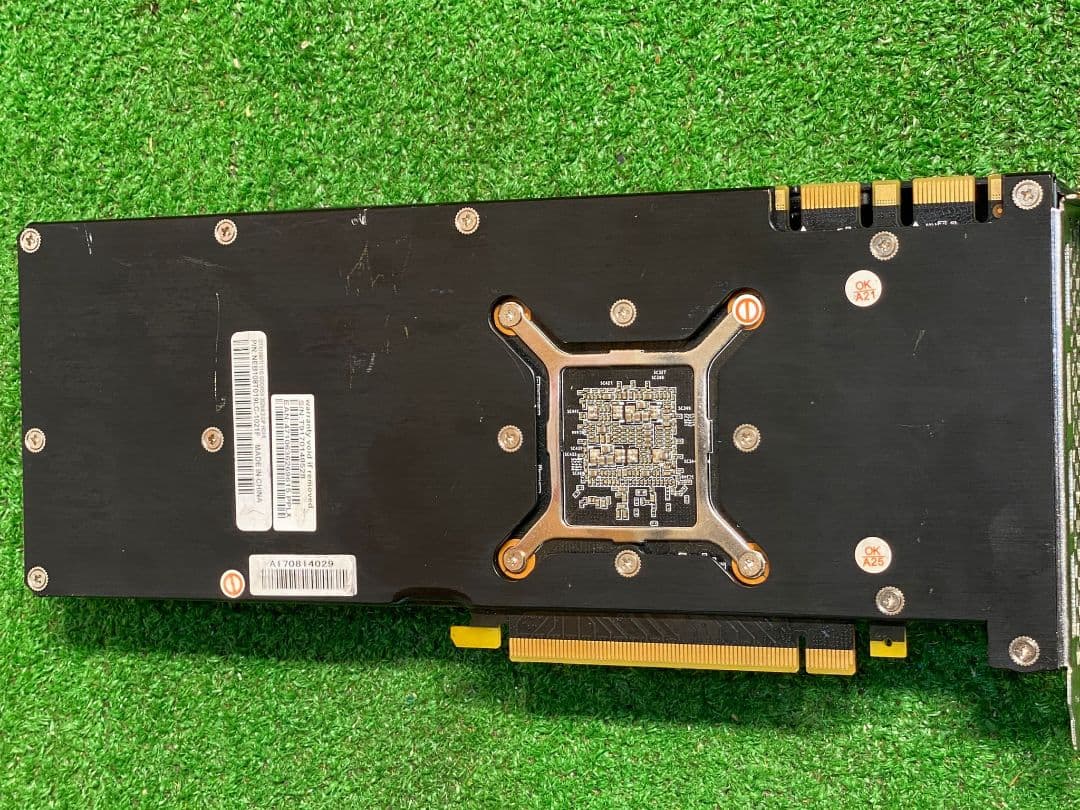 GAINWARD GeForce GTX1080ti赤黒動作未確認