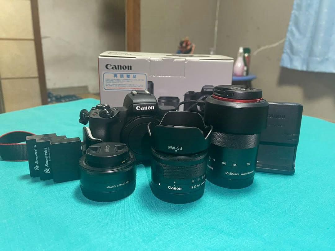 EOS M5 ミラーレス一眼 レンズ2本＋マクロレンズ付属 ほぼ未使用
