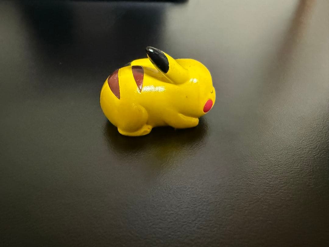 モンコレ うたたね　ピカチュウ　2004年