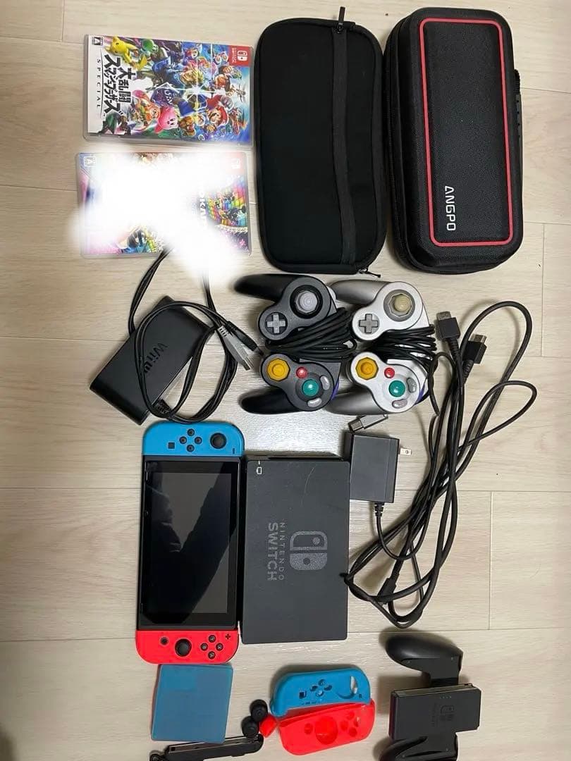 【ともやん】Nintendo Switchスマブラ コントローラー2個等