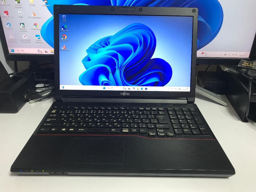 富士通 LIFEBOOK A573/GX Windows11