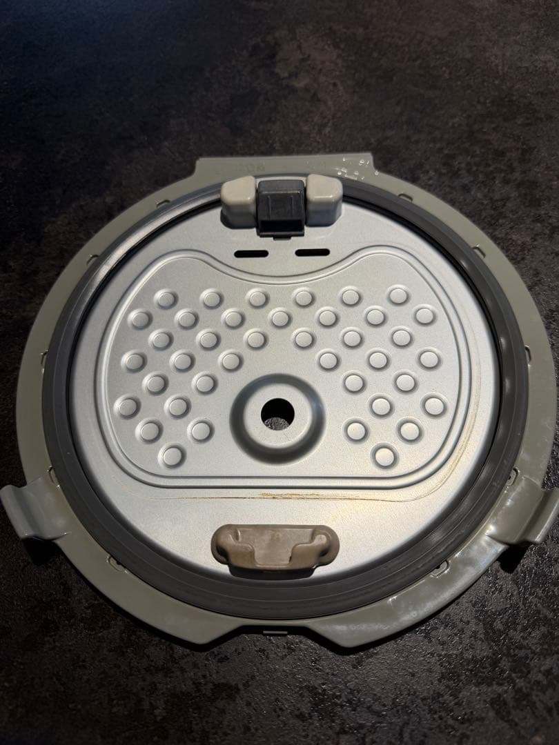 三菱 本炭窯 最大炊飯1.0L NJ-AWB10-B 炊飯器 黒