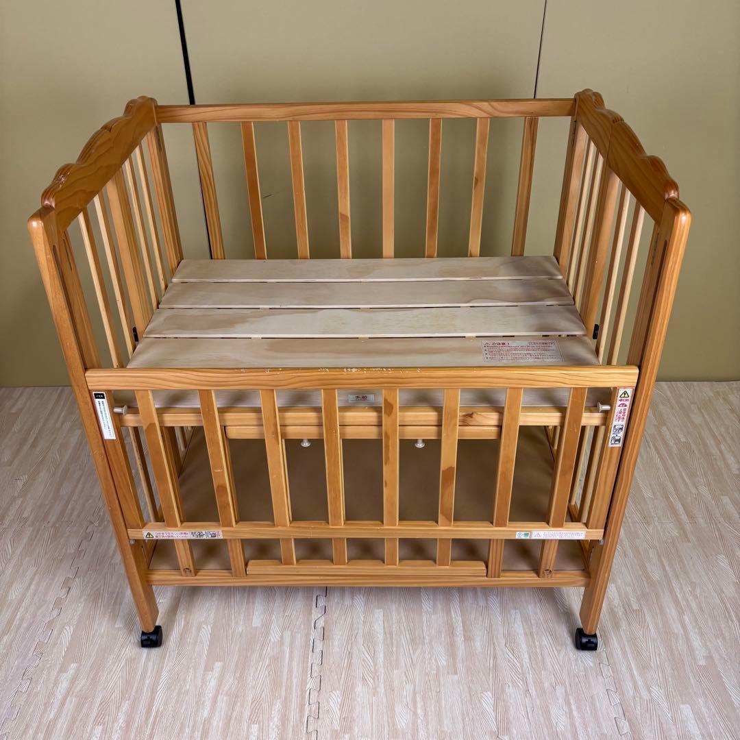 ☆除菌清掃済☆　大和屋　パタン　折りたたみミニベビーベッド　すのこ　ナチュラル