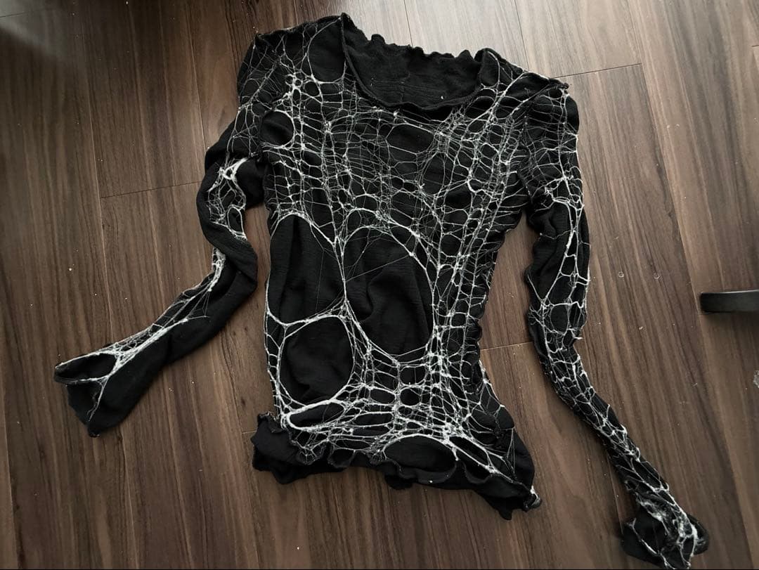 2/17、1週間限定値下げ完売品 激レアAlice auaa トップス 蜘蛛の巣