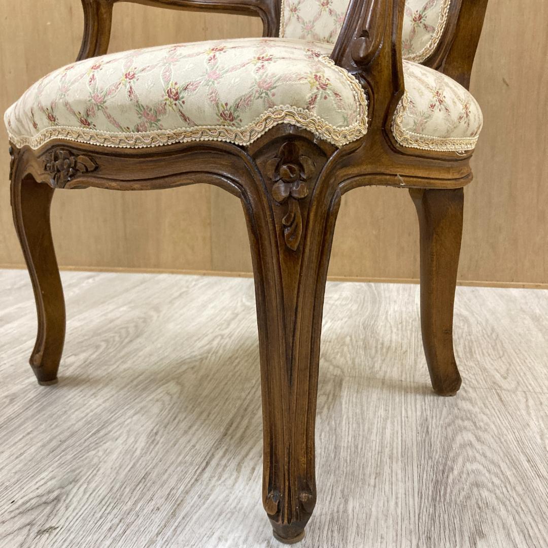 ヨーロピアンクラシックスタイル　アンティーク調　アームチェア　ソファ　B