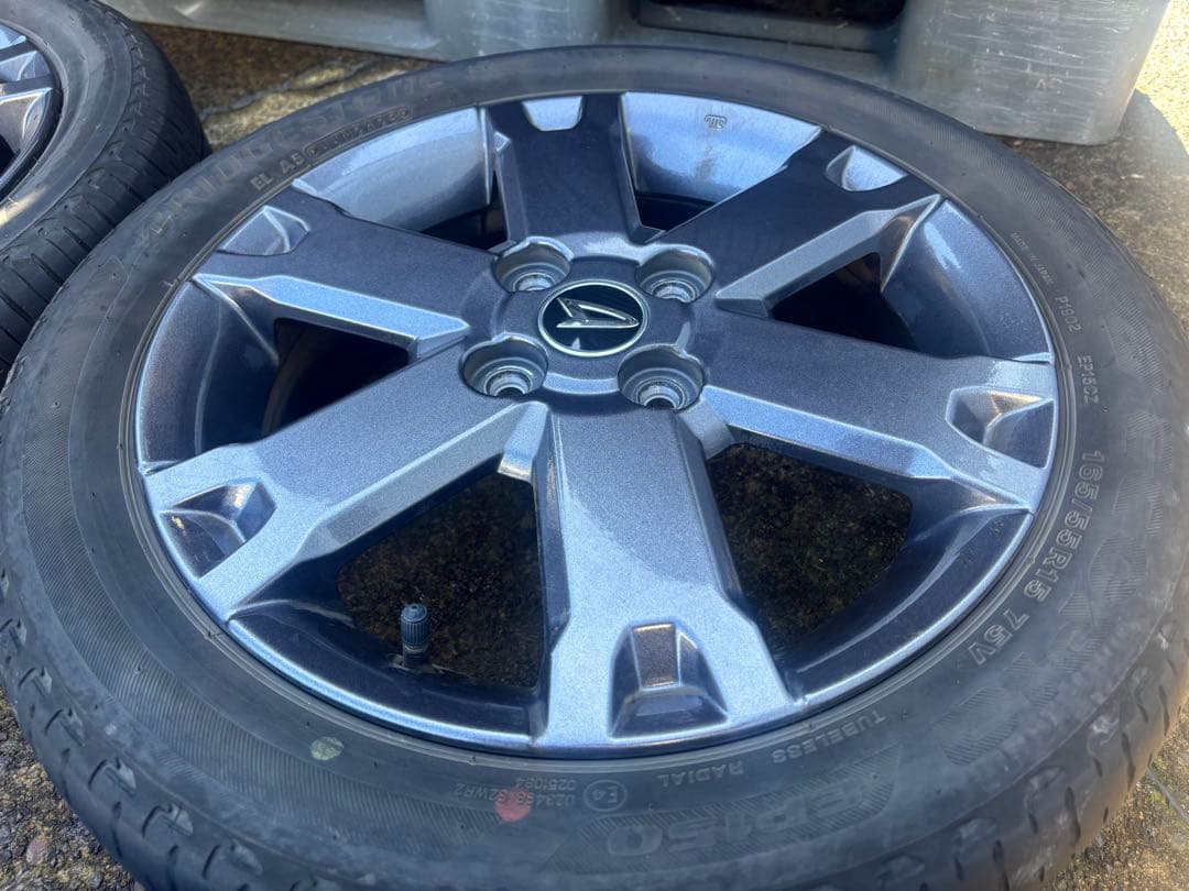 美品 ダイハツ タフト ファンクロス 165/55R15 サマータイヤ 4本