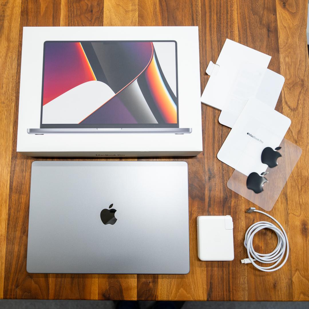 【超美品】MacBookPro 16インチ M1Max 32GB 1TB