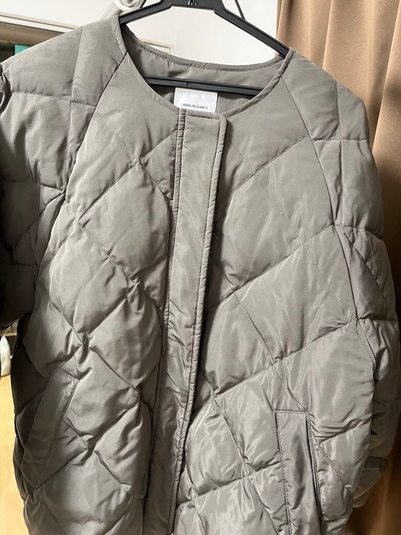 URBAN RESEARCH コクーンキルティングダウンフリー　グレーカーキ