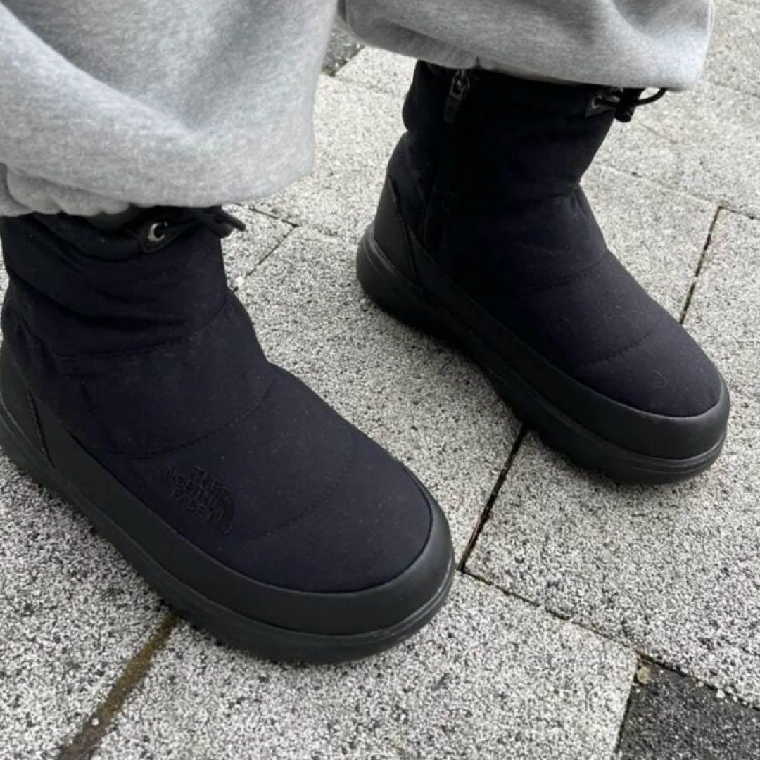 新品未使用★ノースフェイス 防寒ブーツ 冬コーデ 軽量 ショート丈 ブラック