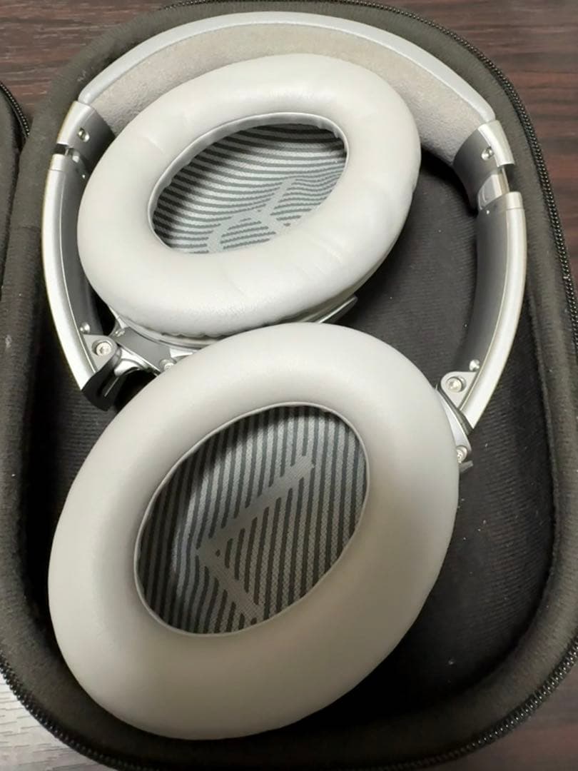 ヘッドホン BOSE QuietComfort35 II