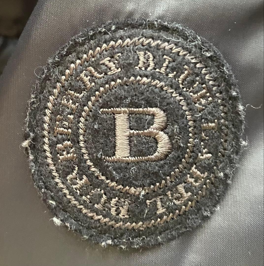 最終値下げ【美品】バーバリー　ブルーレベル　ダウンジャケット　黒