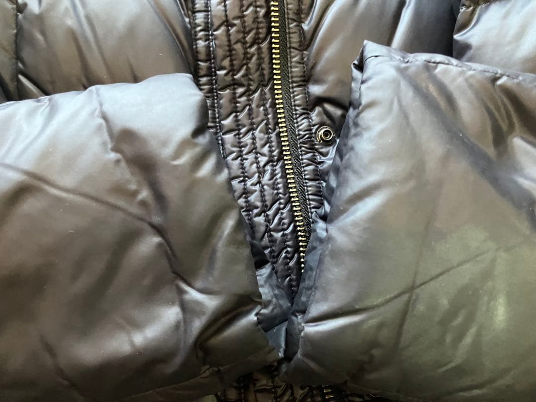 最終値下げ【美品】バーバリー　ブルーレベル　ダウンジャケット　黒