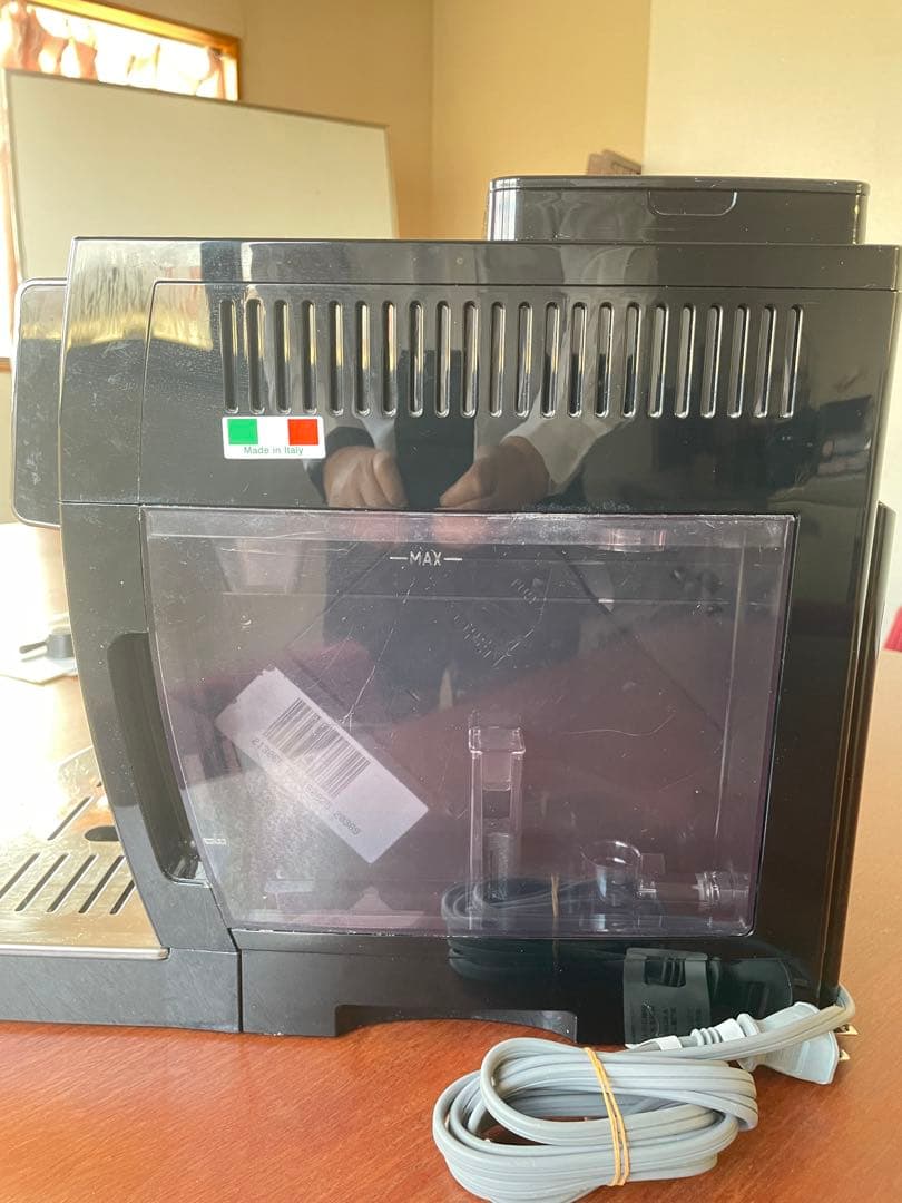 u*a様 デロンギ マグニフィカS 自動エスプレッソマシン ECAM23120B