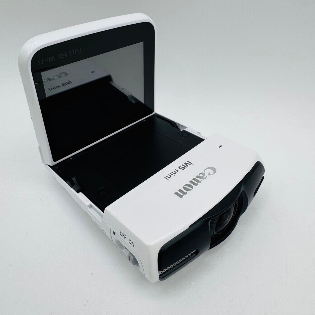 【美品】CANON IVIS mini ホワイト デジタルビデオカメラ