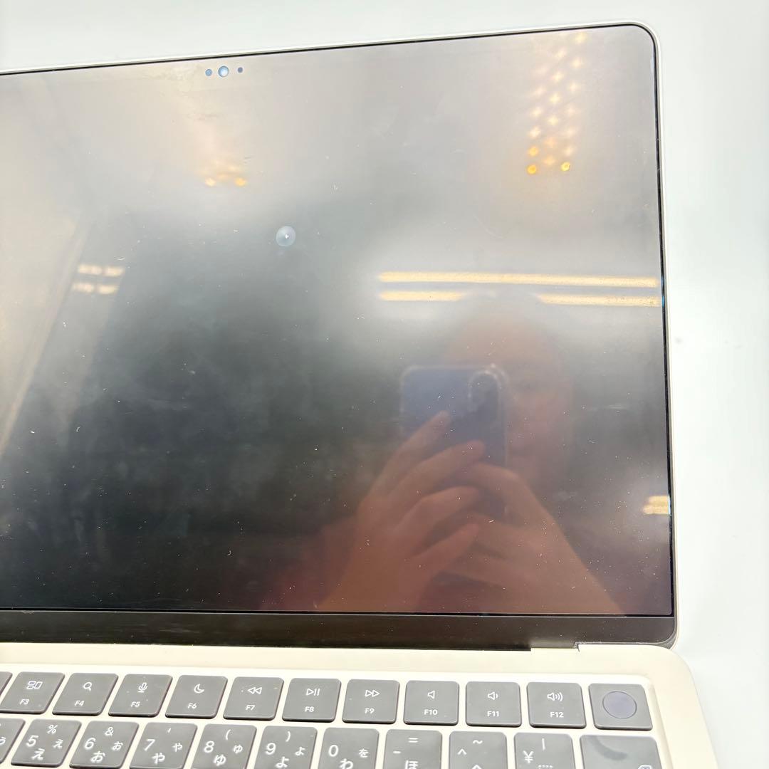 アップル マックブックエアー M2チップ搭載 13インチ 0819-S6679h