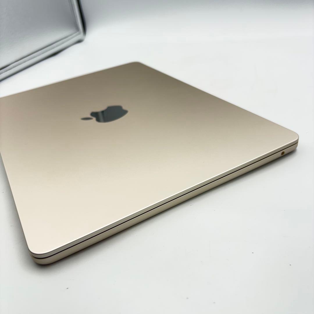 アップル マックブックエアー M2チップ搭載 13インチ 0819-S6679h