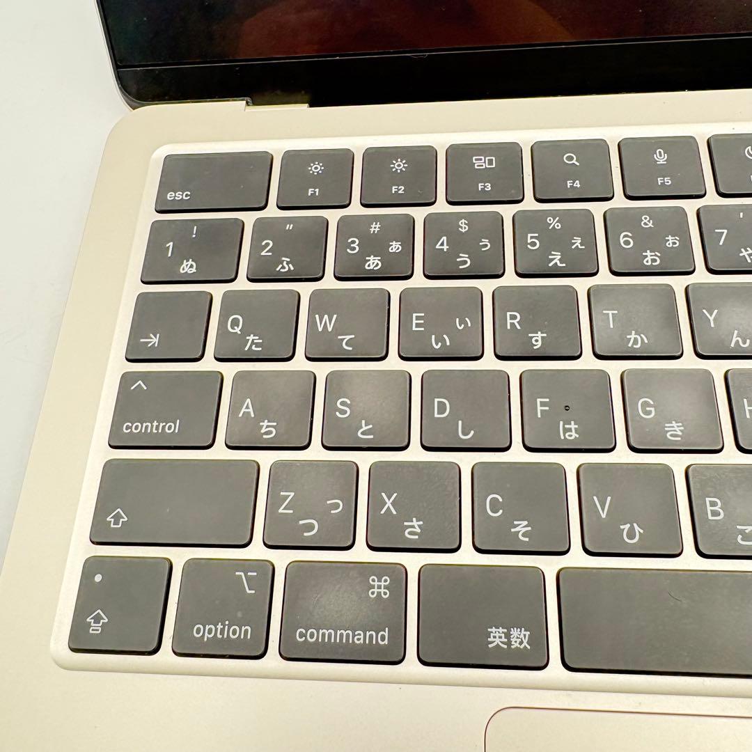 アップル マックブックエアー M2チップ搭載 13インチ 0819-S6679h