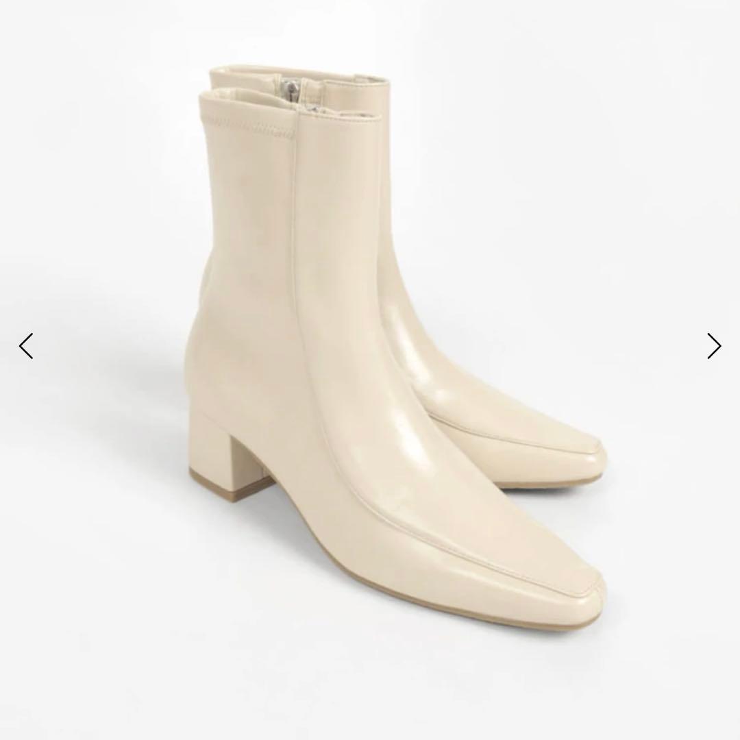 ヤマダヤ　FENNEL エナメルショートブーツ　アイボリー