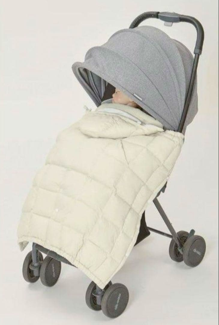 グスケット　抱っこひも防寒ケープ