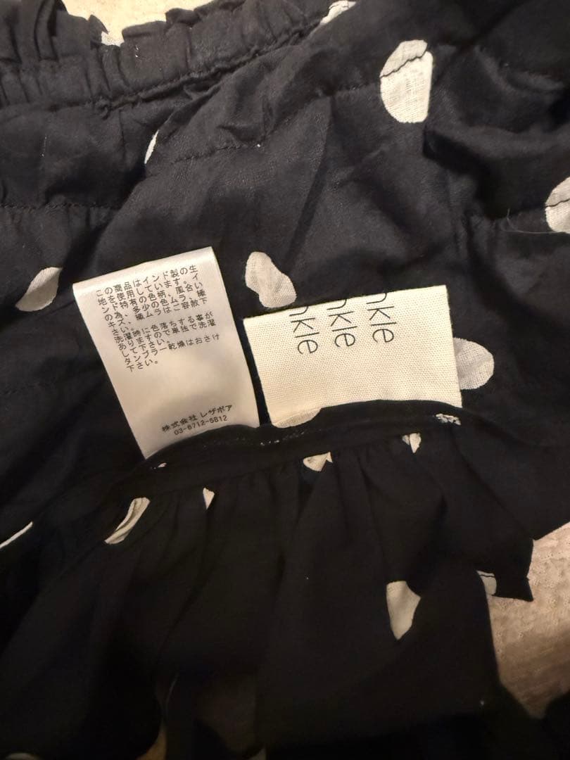 crinkle crinkle crinkle ドットフリルキャミ