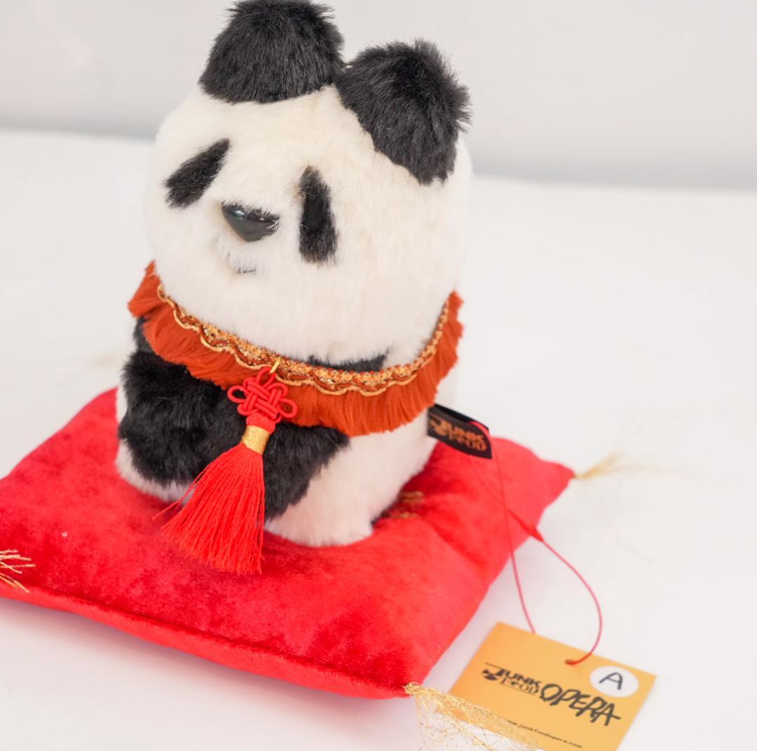 限定版 JUNK FOOD OPERA パンダッカちゃん 座布団付き