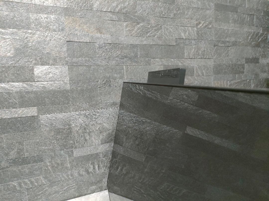 美品 NEC 27インチ 一体型 PC 第8世代 新品メモリ16 新品SSD