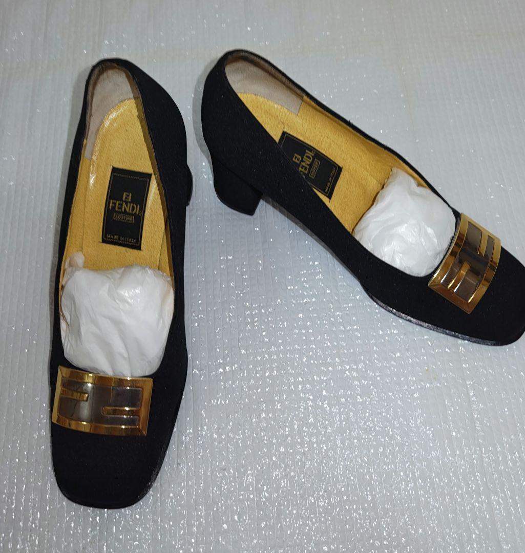 FENDI 　黒 パンプス ヒール　7cm