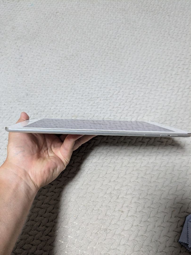 Apple iPad Air2　128GB