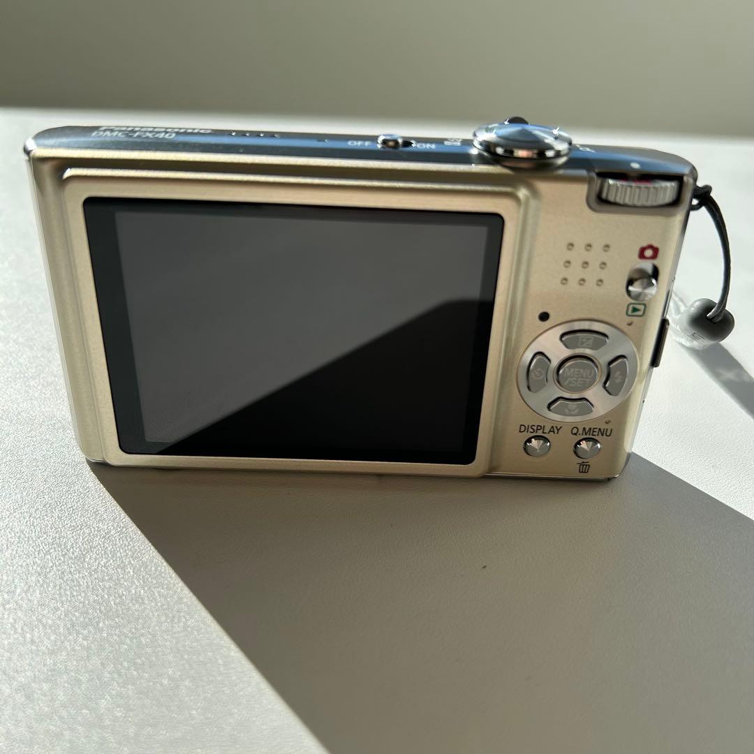 【美品】Panasonic LUMIX DMC-FX40 ゴールド