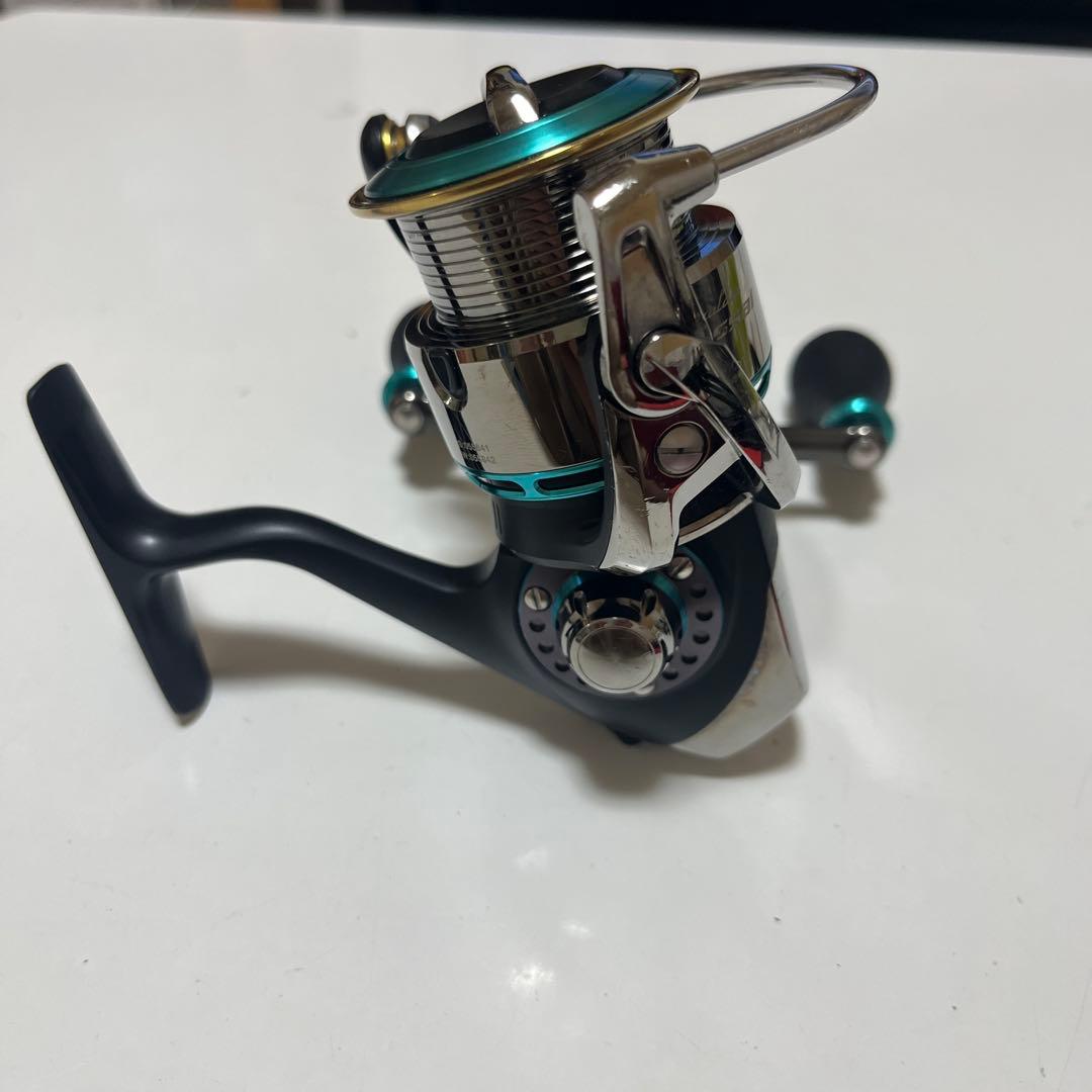 ダイワ エメラルダス コロッサル 2508RH エギング