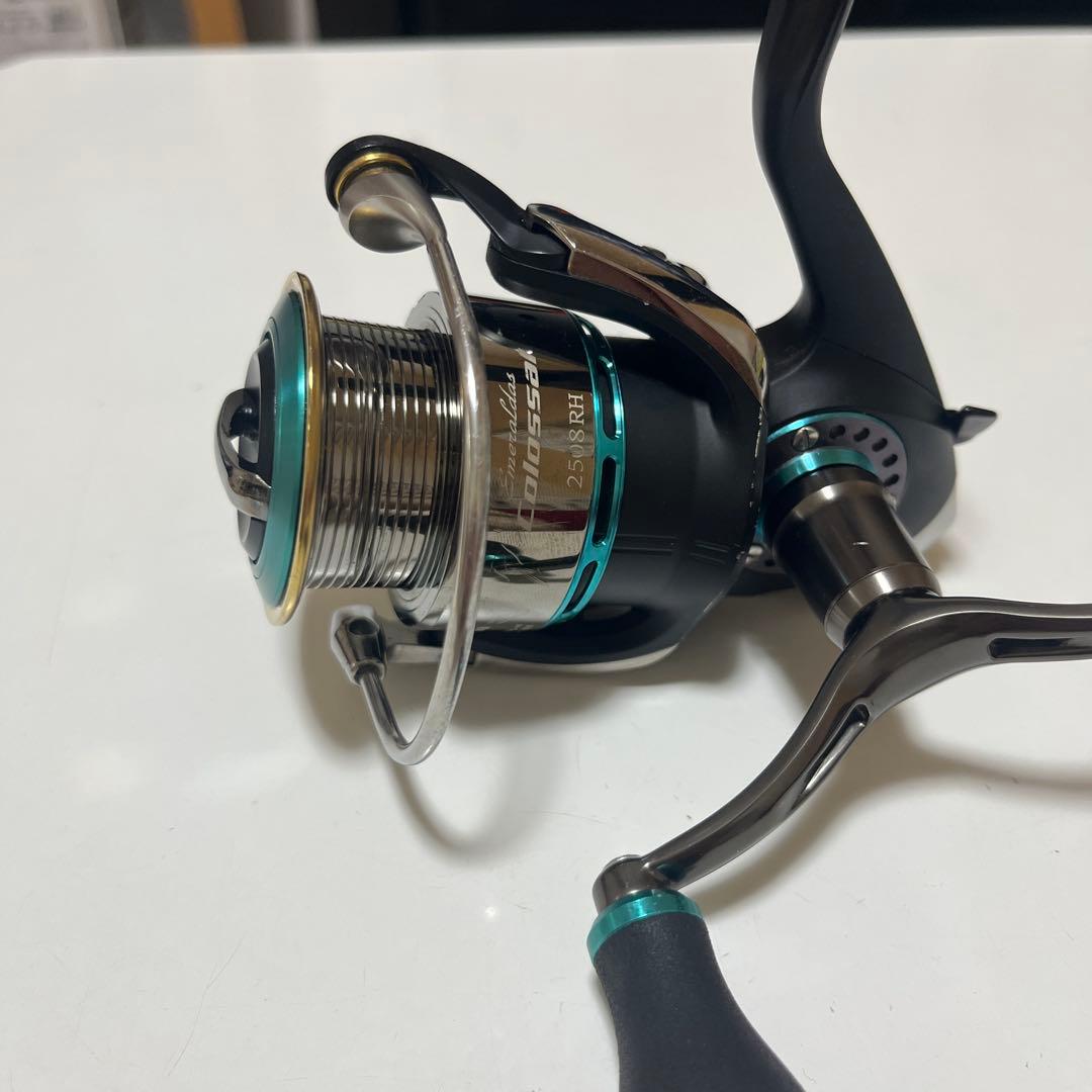 ダイワ エメラルダス コロッサル 2508RH エギング