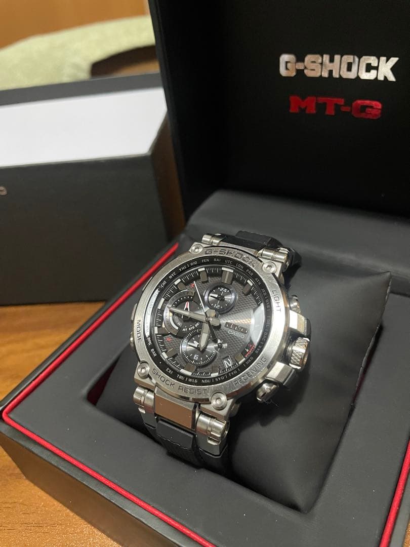 ■CASIO カシオ　G-SHOCK MTG-B1000-1AJF