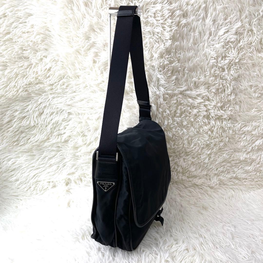 asumi　プラダ ショルダー 三角ロゴ レザー ナイロン A4収納 黒