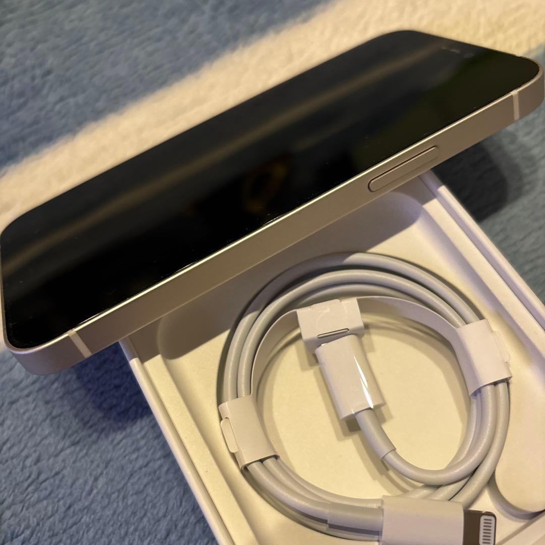 美品iPhone12mini新品充電ケーブル