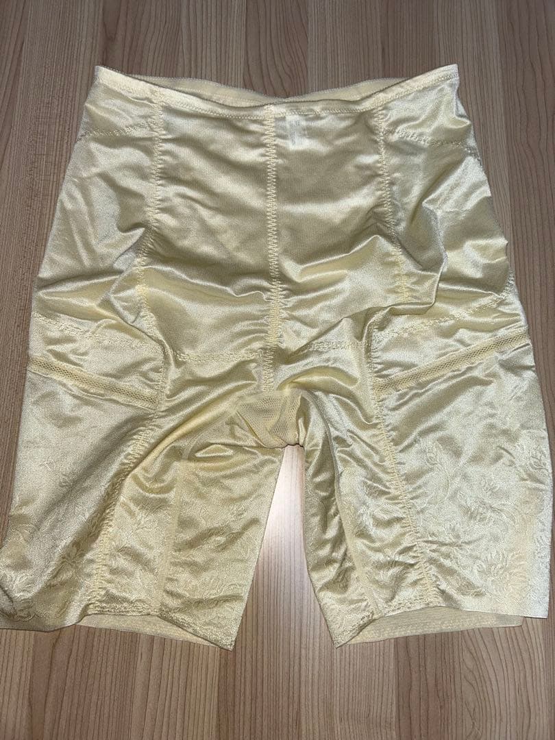 さゆ　シャンデール ピエゾメッシュ　エレガントガードル98サイズ