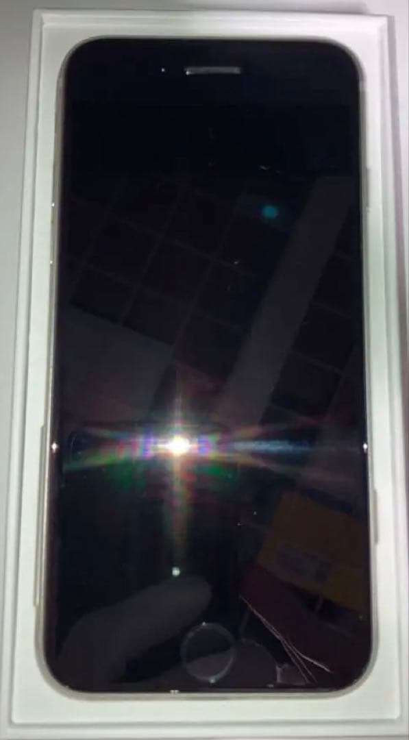 iPhone SE 第3世代 スターライト 64GB