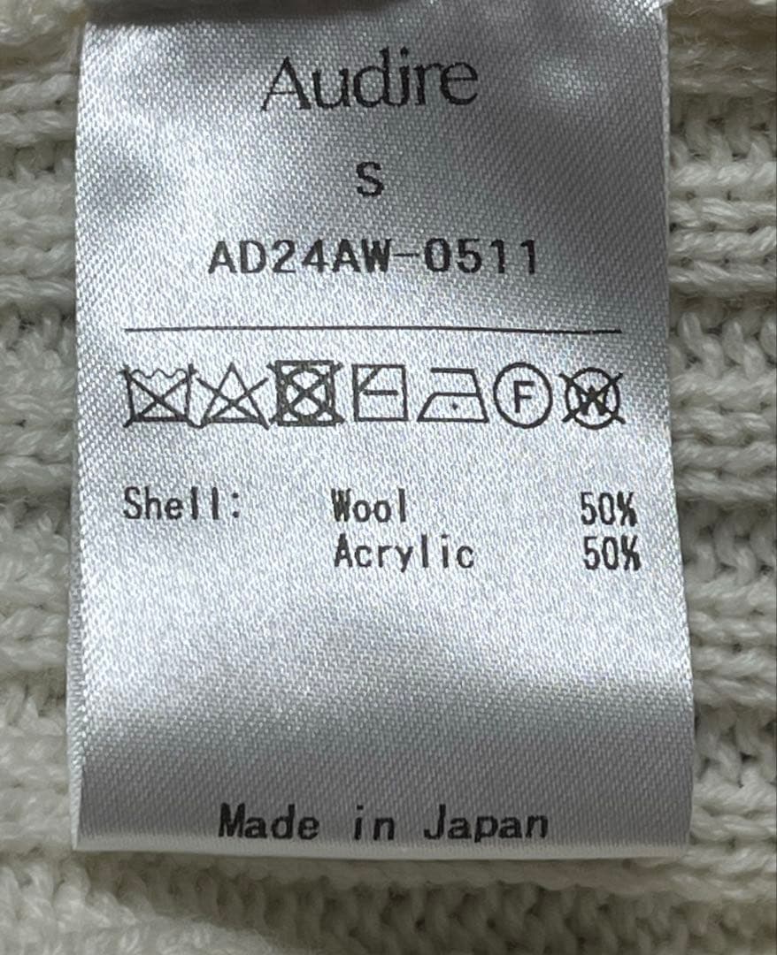 Audire アウディーレ Diamond knit tops (Ivory)