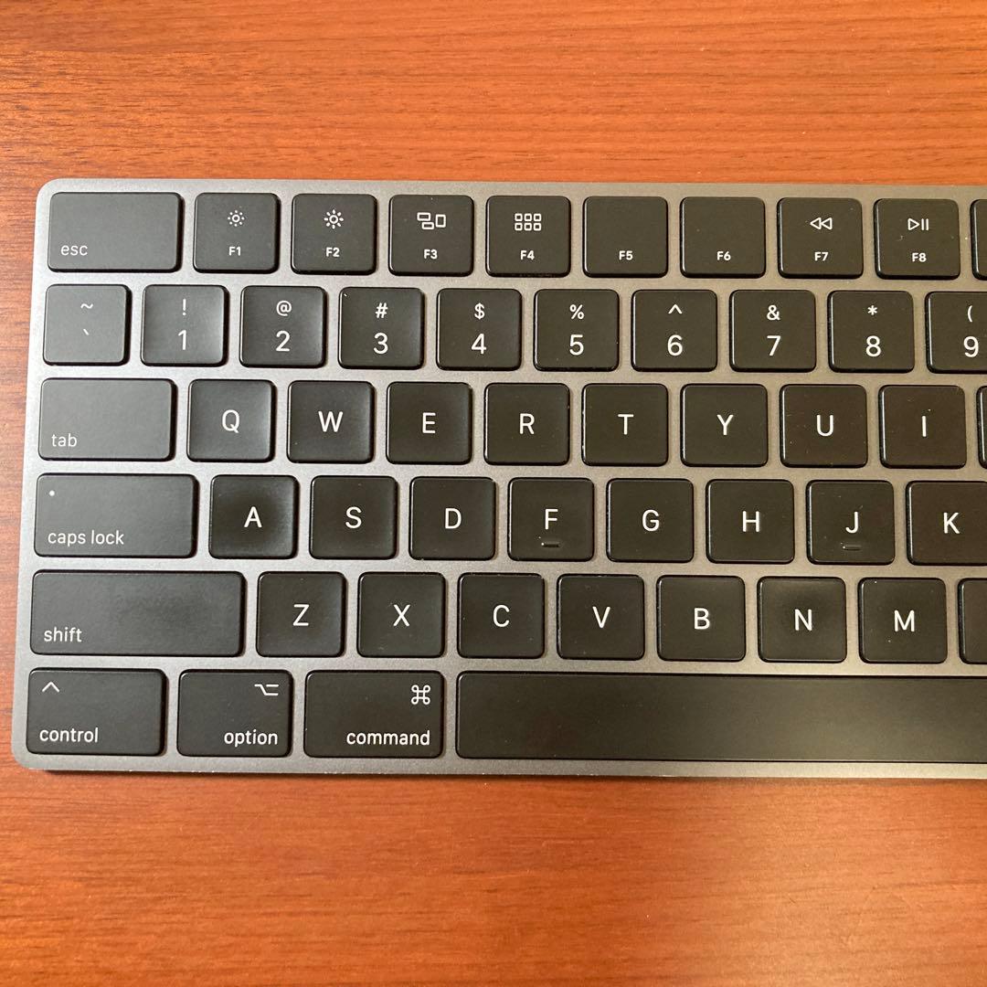 Apple Magic Keyboard スペースグレイLightning US