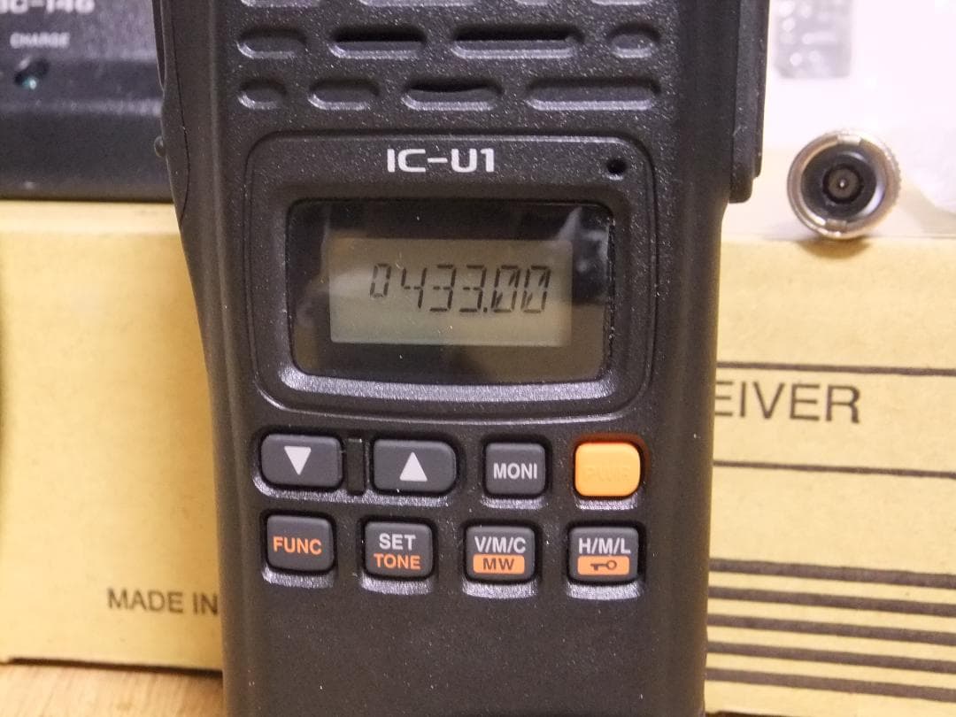 ☆アイコム　430MHz帯FMハンディ機　IC-U1　新品かも？（現状渡し）☆